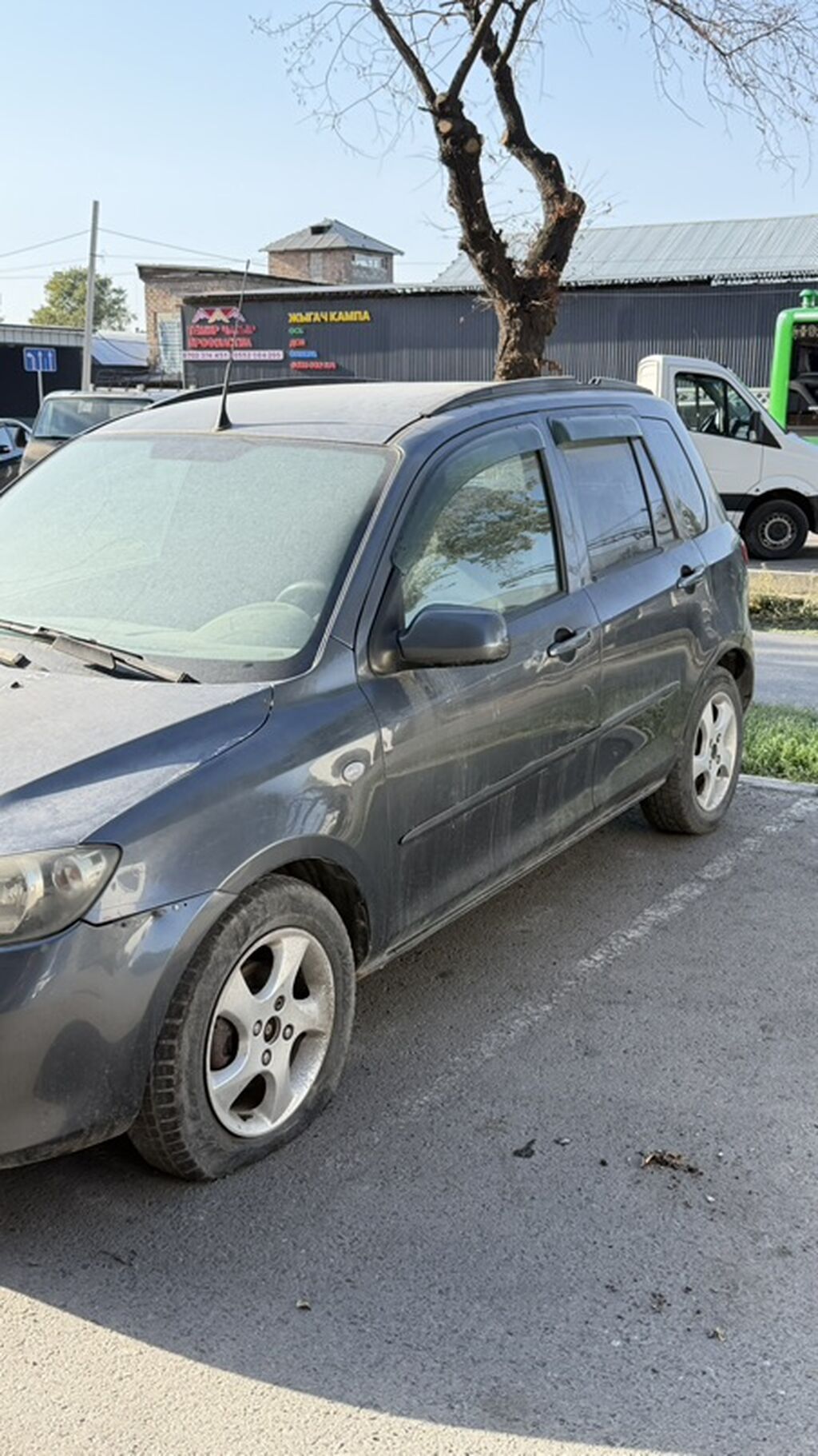 Mazda Demio: 2004 г., Хэтчбэк: фото 3