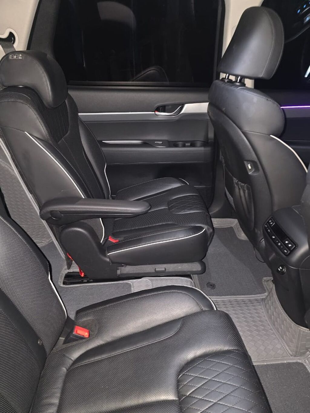 Hyundai Palisade: 2018 г., 2.2 л, Автомат, Дизель, Кроссовер: фото 6