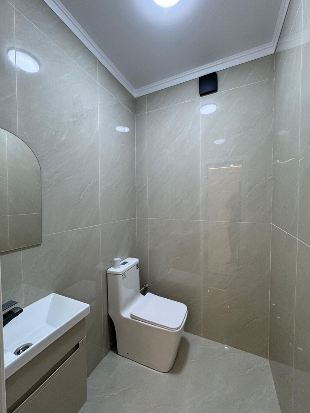 2 комнаты, 64 м², Пишпек Элитка, 10 этаж, Дизайнерский ремонт: фото 6