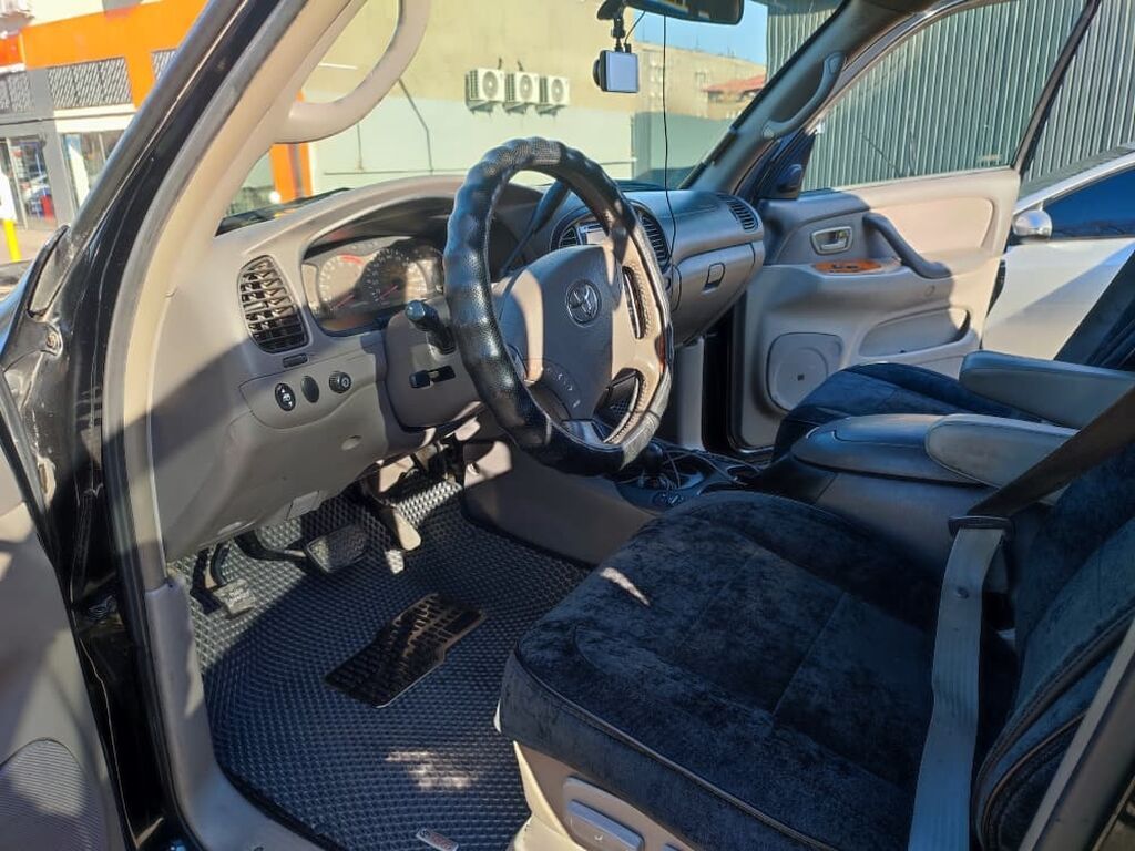 Toyota Sequoia: 2004 г., 4.7 л, Автомат, Бензин, Внедорожник: фото 6