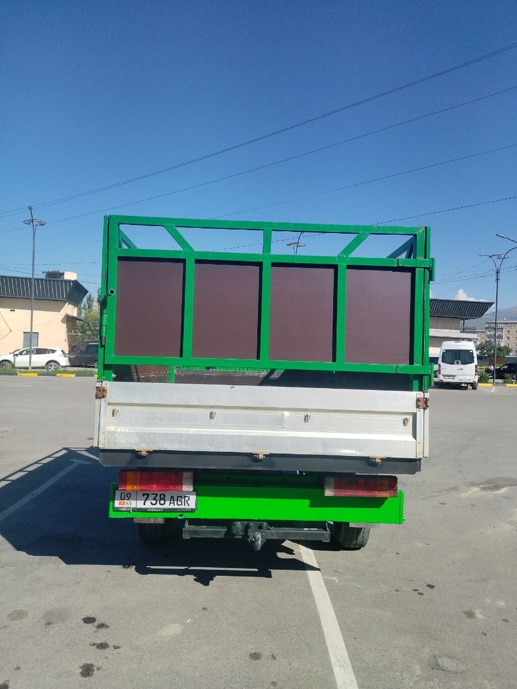 Продаётся Mercedes-Benz Sprinter (двойная кабина) — бортовой: фото 2
