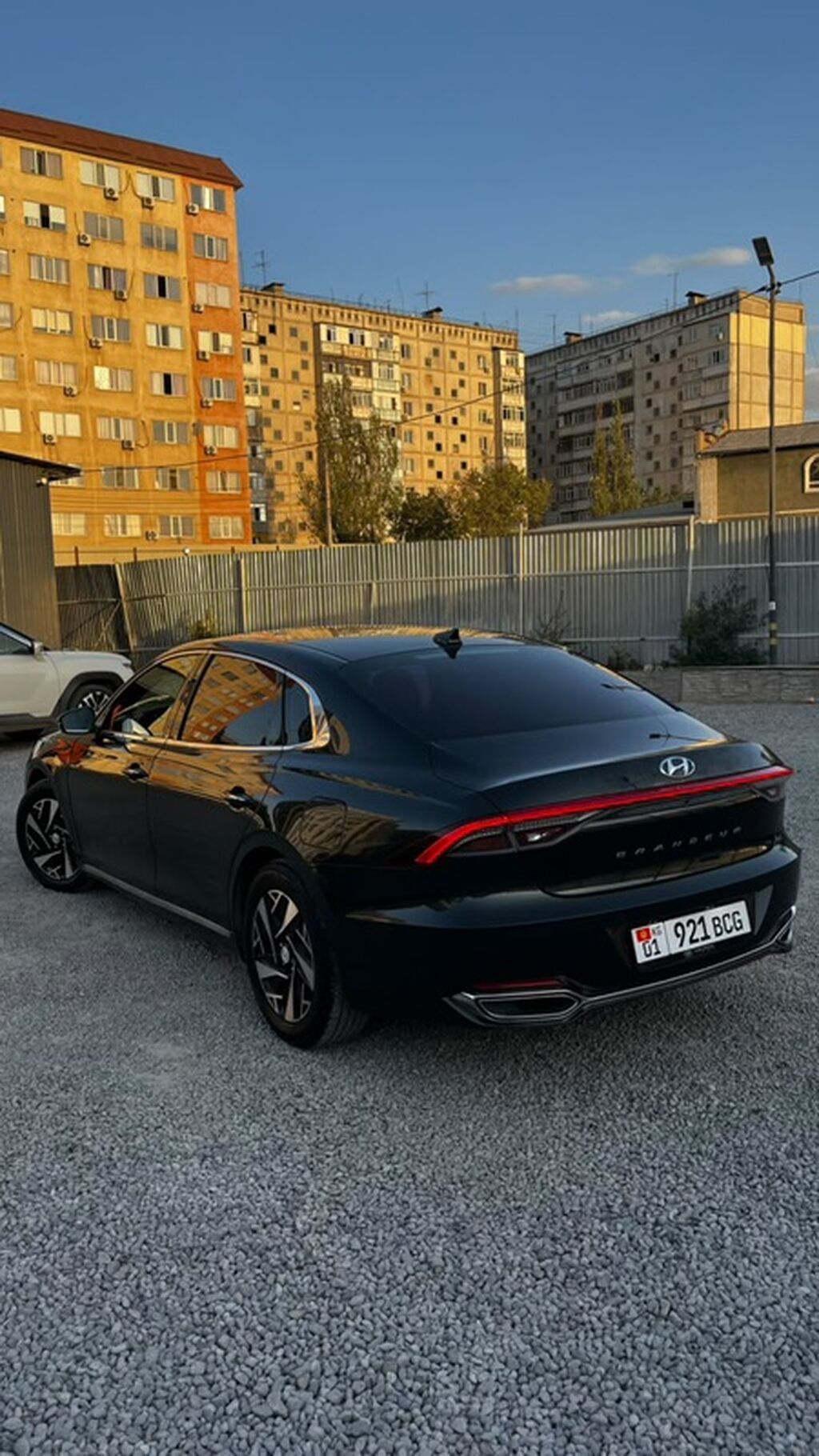 Hyundai Grandeur: 2021 г., Автомат, Гибрид, Седан: фото 6