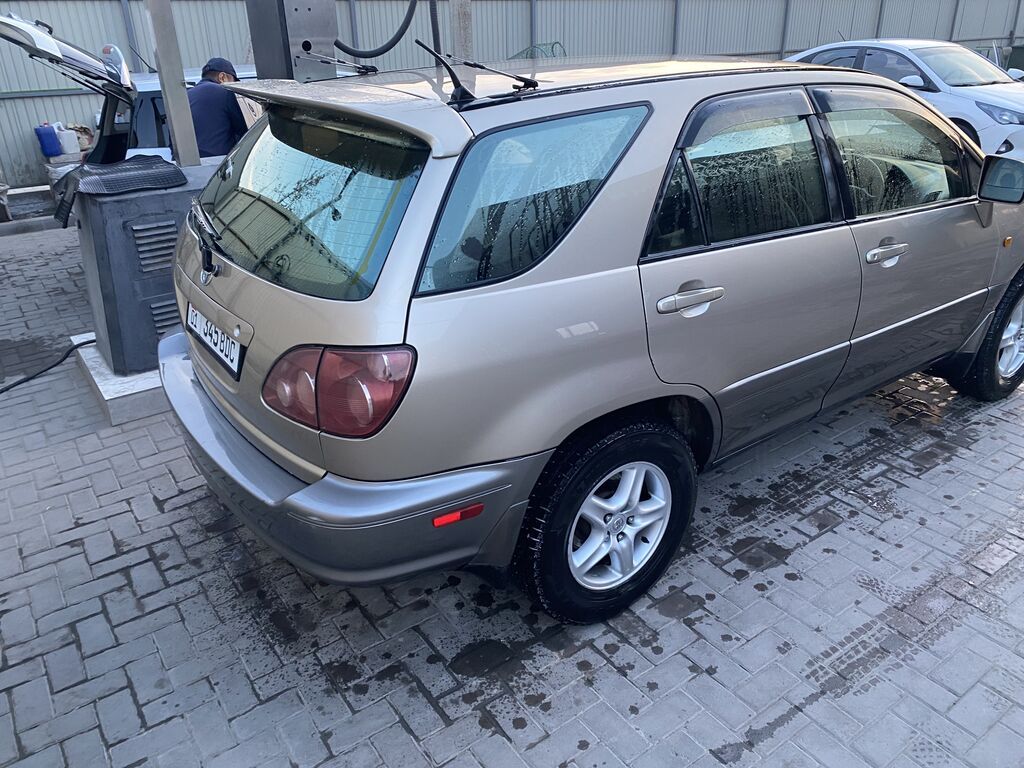 Toyota Harrier: 1999 г., 3 л, Автомат, Газ, Кроссовер: фото 3