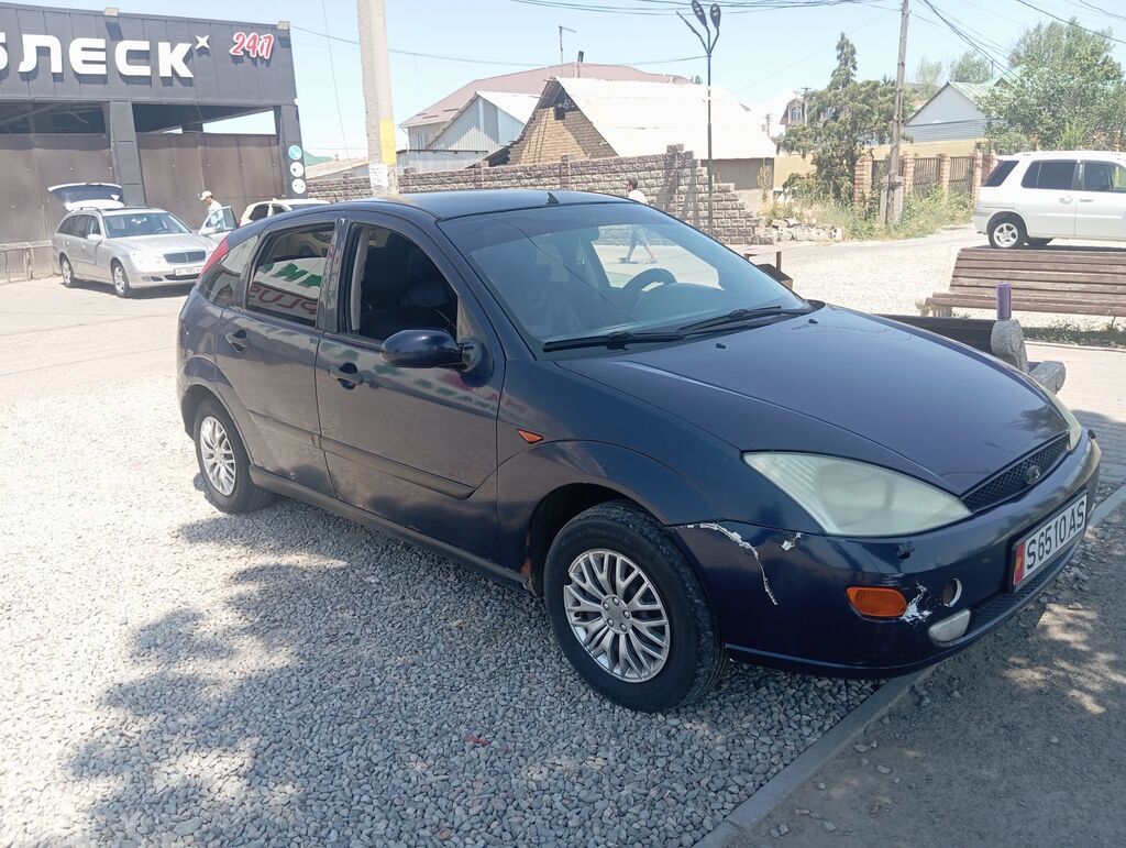 Ford Focus: 2003 г., 1.6 л, Механика, Бензин, Хэтчбэк: фото 5