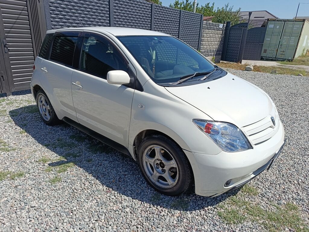 Toyota Ist: 2003 г., 1.5 л, Автомат, Бензин, Хэтчбэк: фото 6