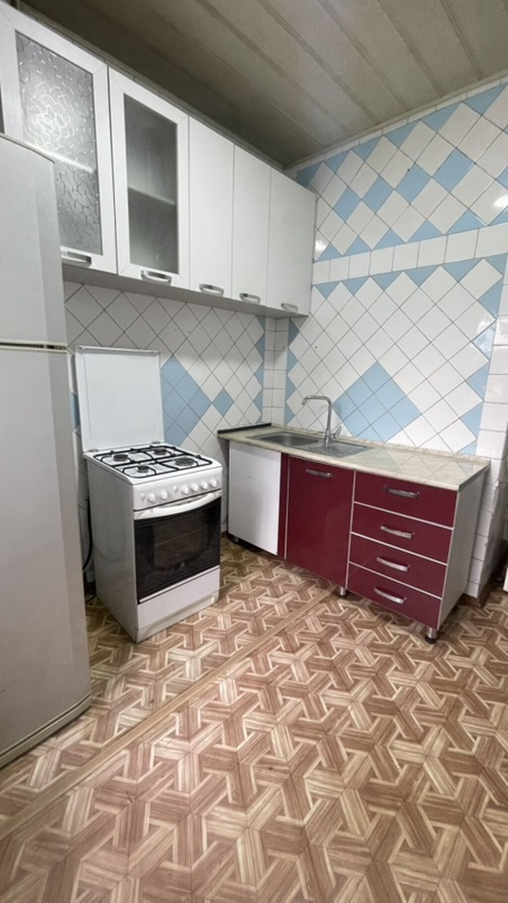 Сдается просторная 3‑комнатная квартира с изолированными комнатами и: фото 4