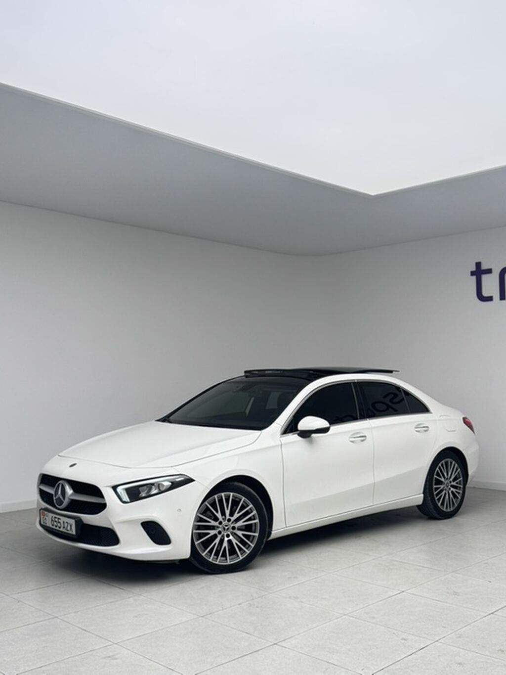 Mercedes-Benz A-Class: 2021 г., 2 л, Робот, Бензин, Седан: фото 3