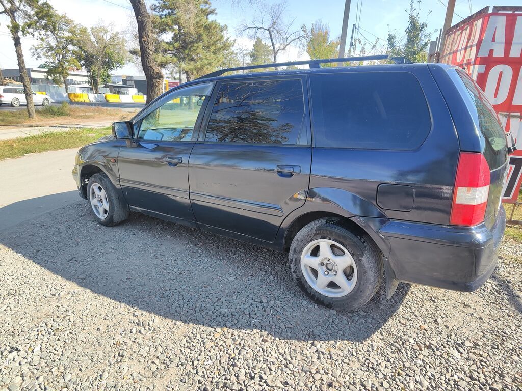 Mitsubishi Chariot: 1998 г., 2.4 л, Автомат, Бензин, Минивэн: фото 4