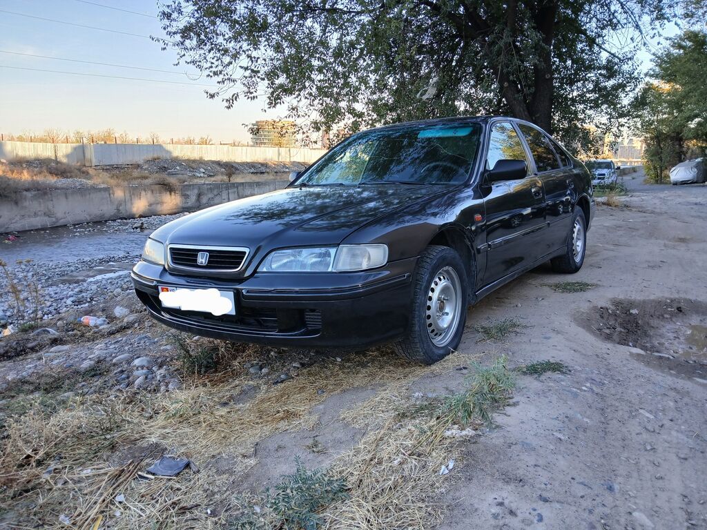 Honda Accord: 1996 г., 1.8 л, Механика, Бензин, Седан: фото 1