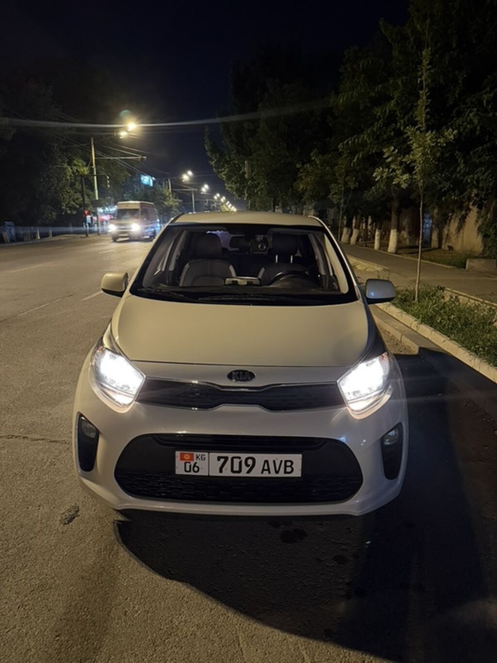 Kia Morning: 2018 г., 1 л, Автомат, Бензин, Хэтчбэк: фото 1