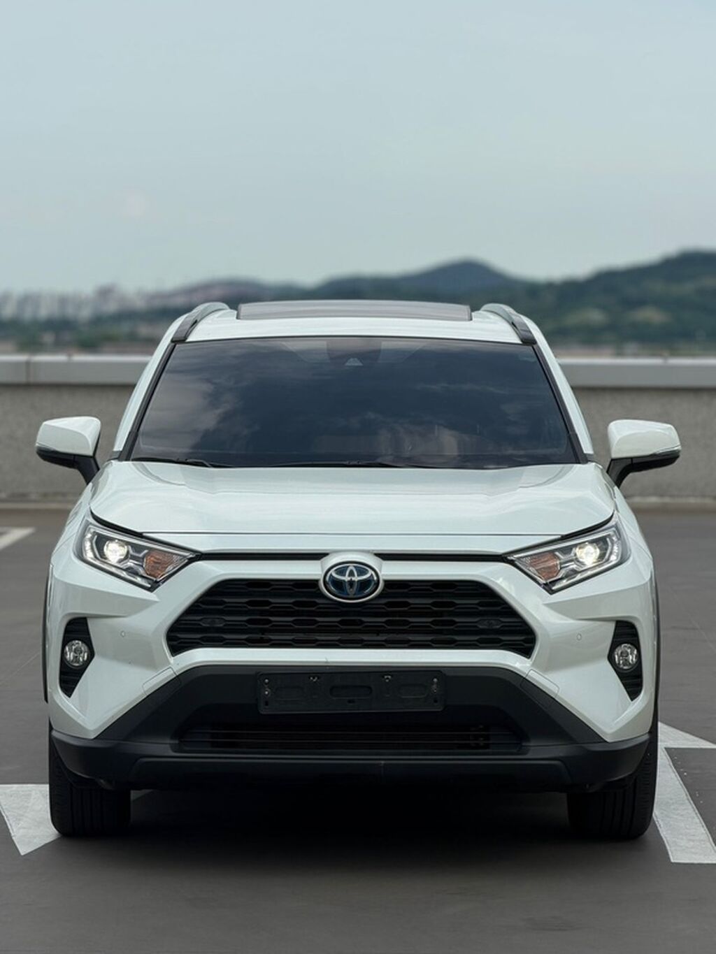 Toyota RAV4: 2020 г., 2.5 л, Автомат, Гибрид, Кроссовер: фото 5