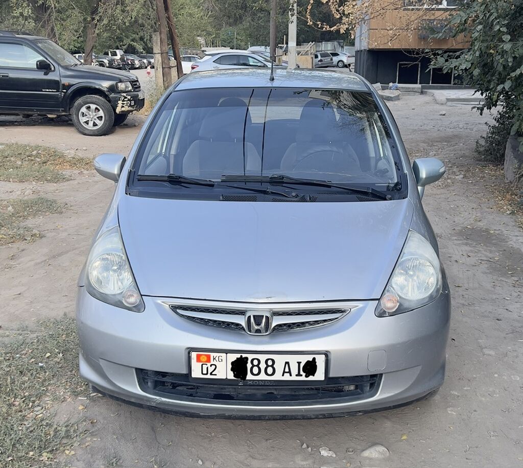 Honda Jazz: 2005 г., 1.4 л, Автомат, Газ, Хэтчбэк: фото 4