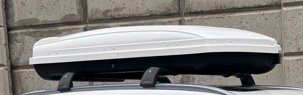 Автобокс на крышу автомобиля - Тип: жесткий багажный бокс на крыше