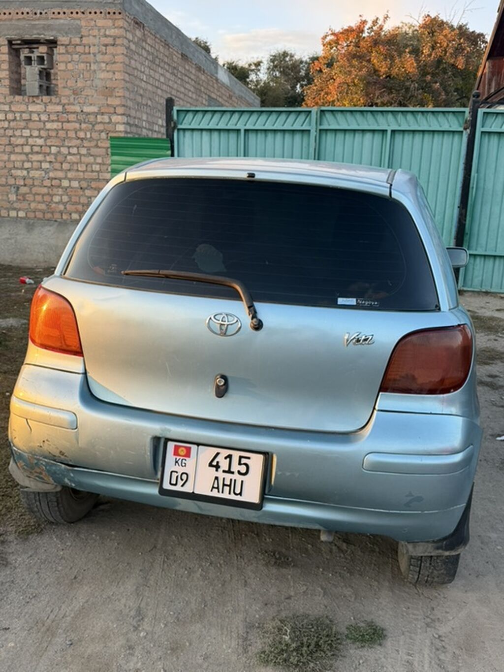 Toyota Vitz: 2002 г., Автомат, Бензин, Хэтчбэк: фото 3
