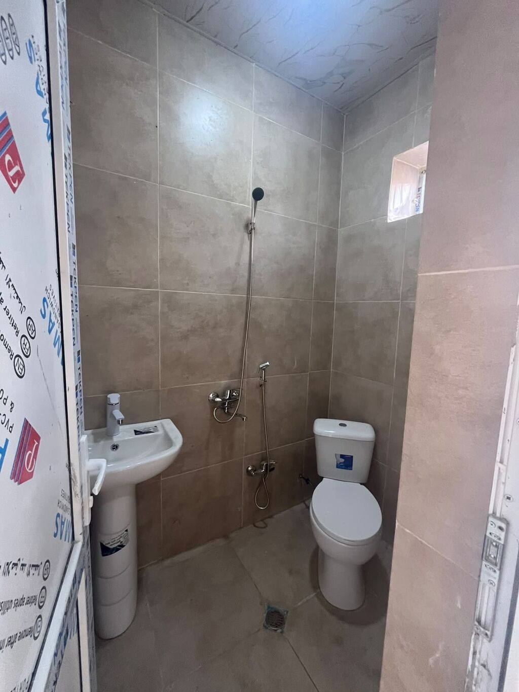 1 otaqlı, 38 kv. m, Yeni təmirli