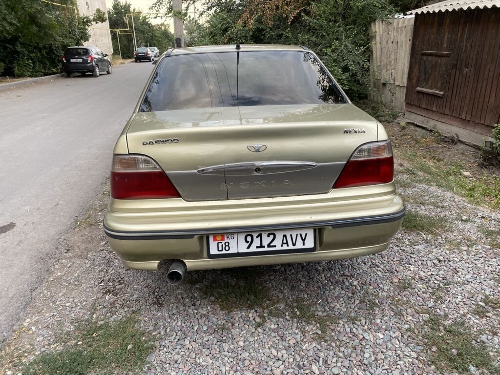 Daewoo Nexia: 2007 г., 1.5 л, Механика, Бензин, Седан: фото 2
