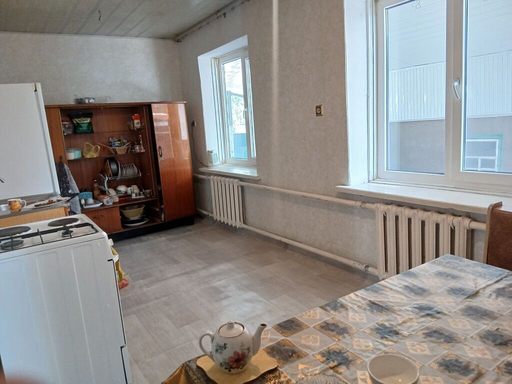 В городе КАРАБАЛТА.Продается 5 комнатный полуподвальный дом в нижней: фото 6