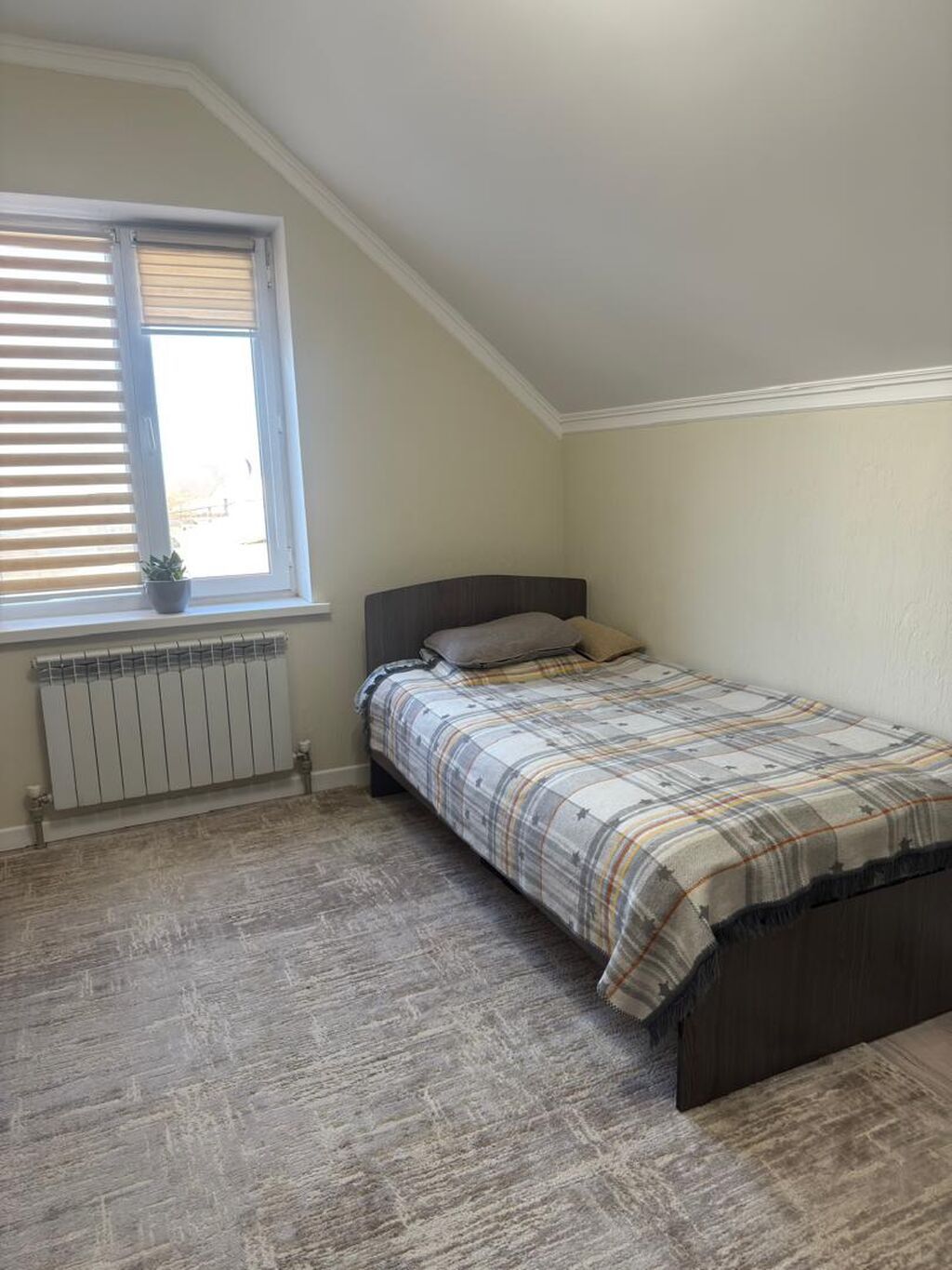 4 комнаты, 130 м², 4500 соток, Бишкек, Кок-Жар ж/м: фото 4
