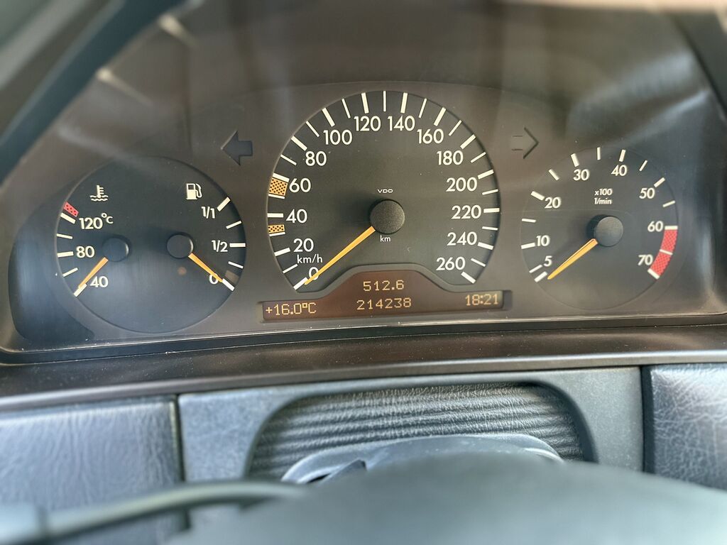 Mercedes-Benz E-Class: 1998 г., 3.2 л, Автомат, Бензин, Седан: фото 6