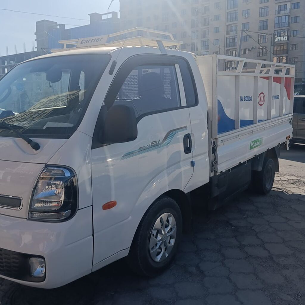 Kia Bongo EV — компактный электрический бортовой грузовик. Основные: фото 3
