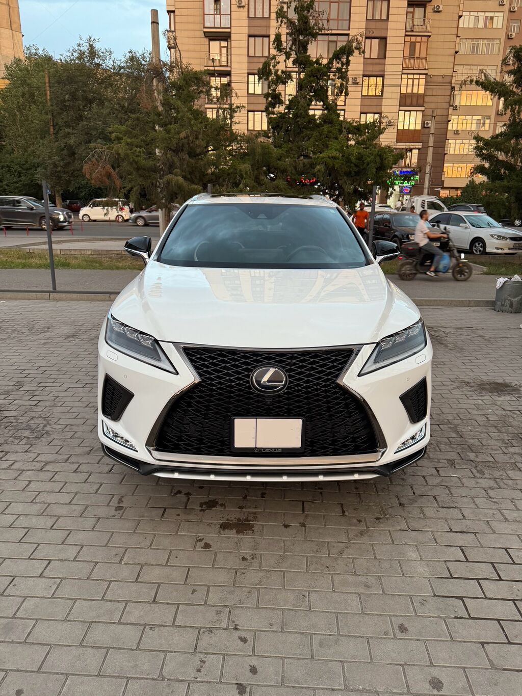 Lexus RX: 2021 г., 3.5 л, Автомат, Гибрид, Кроссовер: фото 2