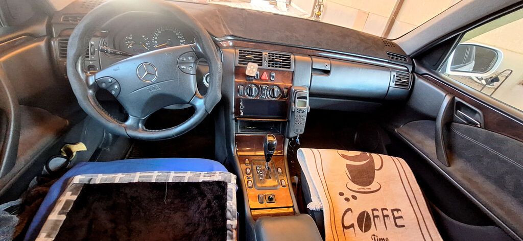 Mercedes-Benz E-Class: 2000 г., 2 л, Автомат, Дизель, Седан: фото 4