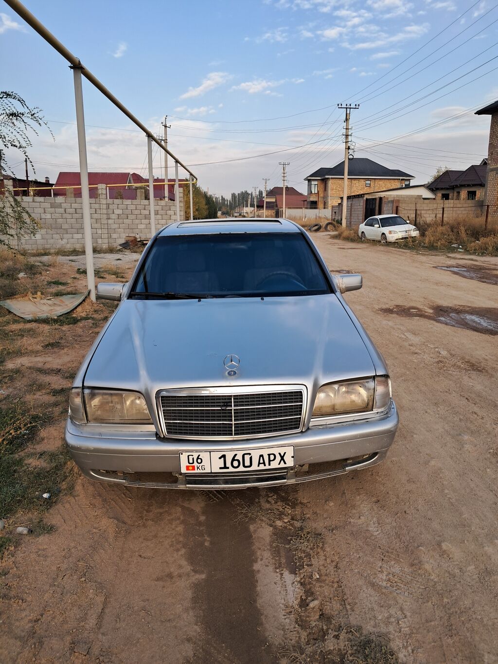 Mercedes-Benz C-Class: 1994 г., 1.8 л, Автомат, Бензин, Седан: фото 2