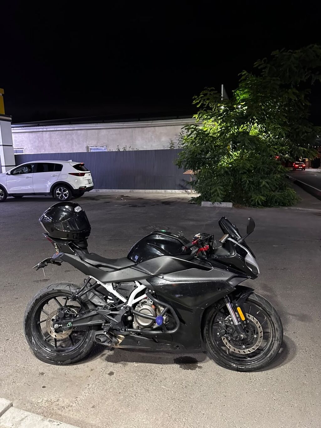 Спортбайк cfmoto 250–300 см³ (класс Sport/Street), черный матовый: фото 4