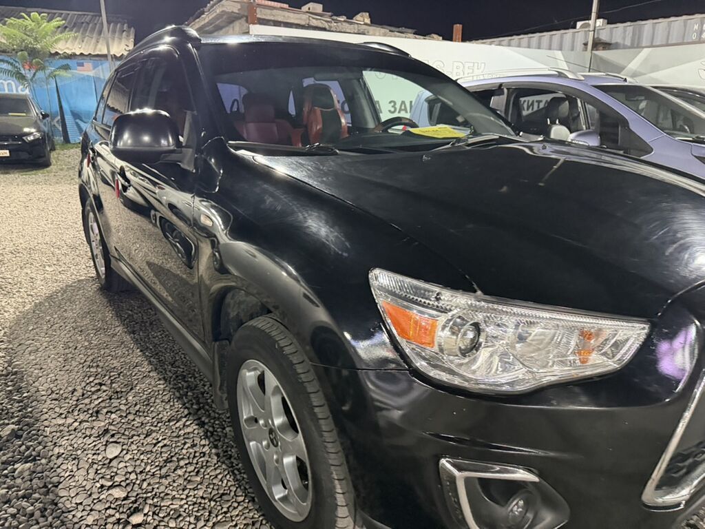Mitsubishi ASX: 2012 г., 1.5 л, Автомат, Бензин, Кроссовер: фото 3