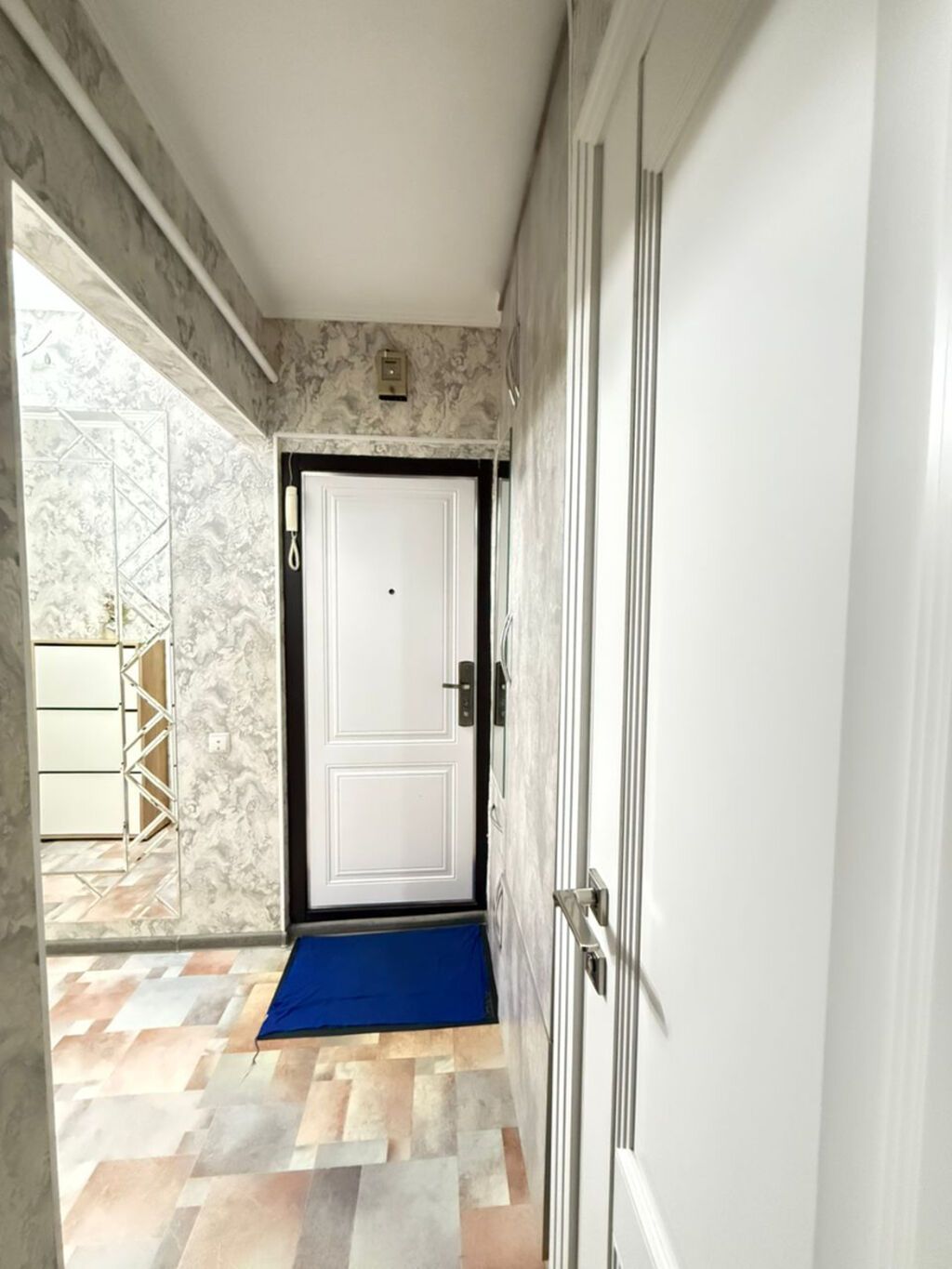 2 комнаты, 43 м², 104 серия, 7 мкр 104 серия, 1 этаж, Косметический ремонт: фото 6