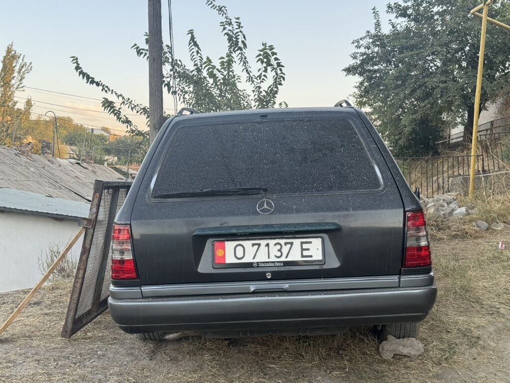 Mercedes-Benz E-Class: 1993 г., 2.9 л, Механика, Дизель, Универсал: фото 6