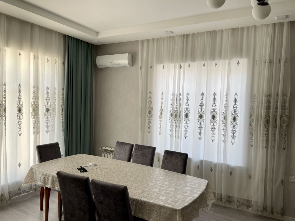 Buzovna 4 otaqlı, 160 kv. m, Yeni təmirli