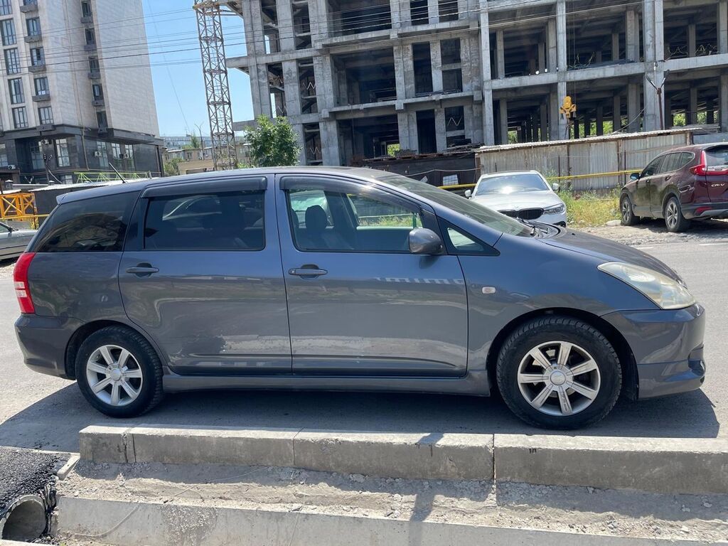 Toyota WISH: 2004 г., 1.8 л, Автомат, Бензин, Минивэн: фото 4