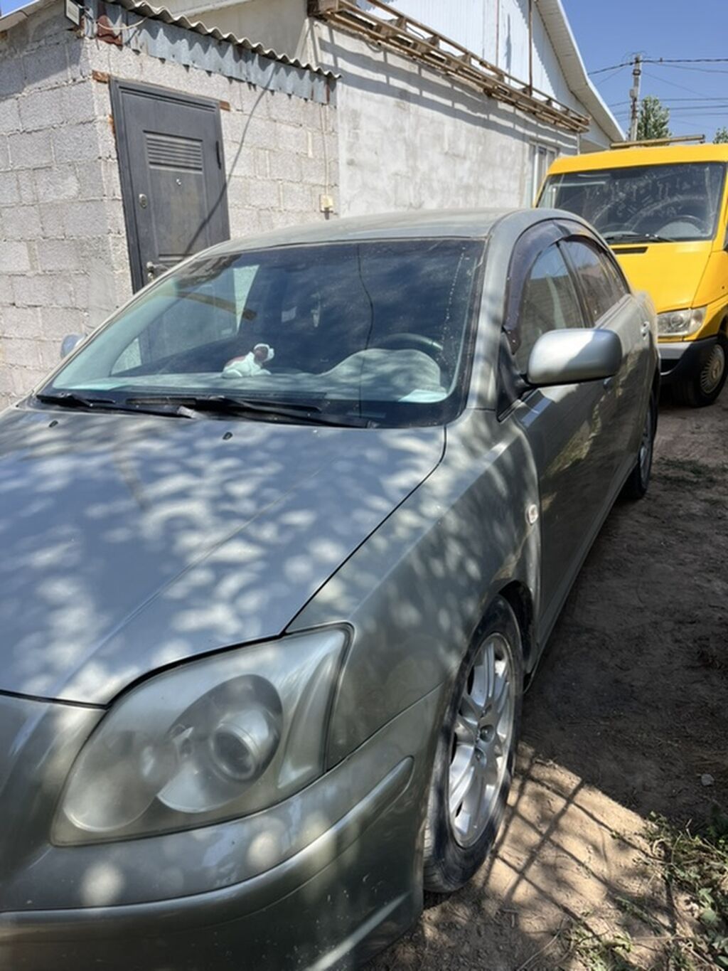 Toyota Avensis: 2005 г., 2 л, Автомат, Бензин, Седан: фото 6
