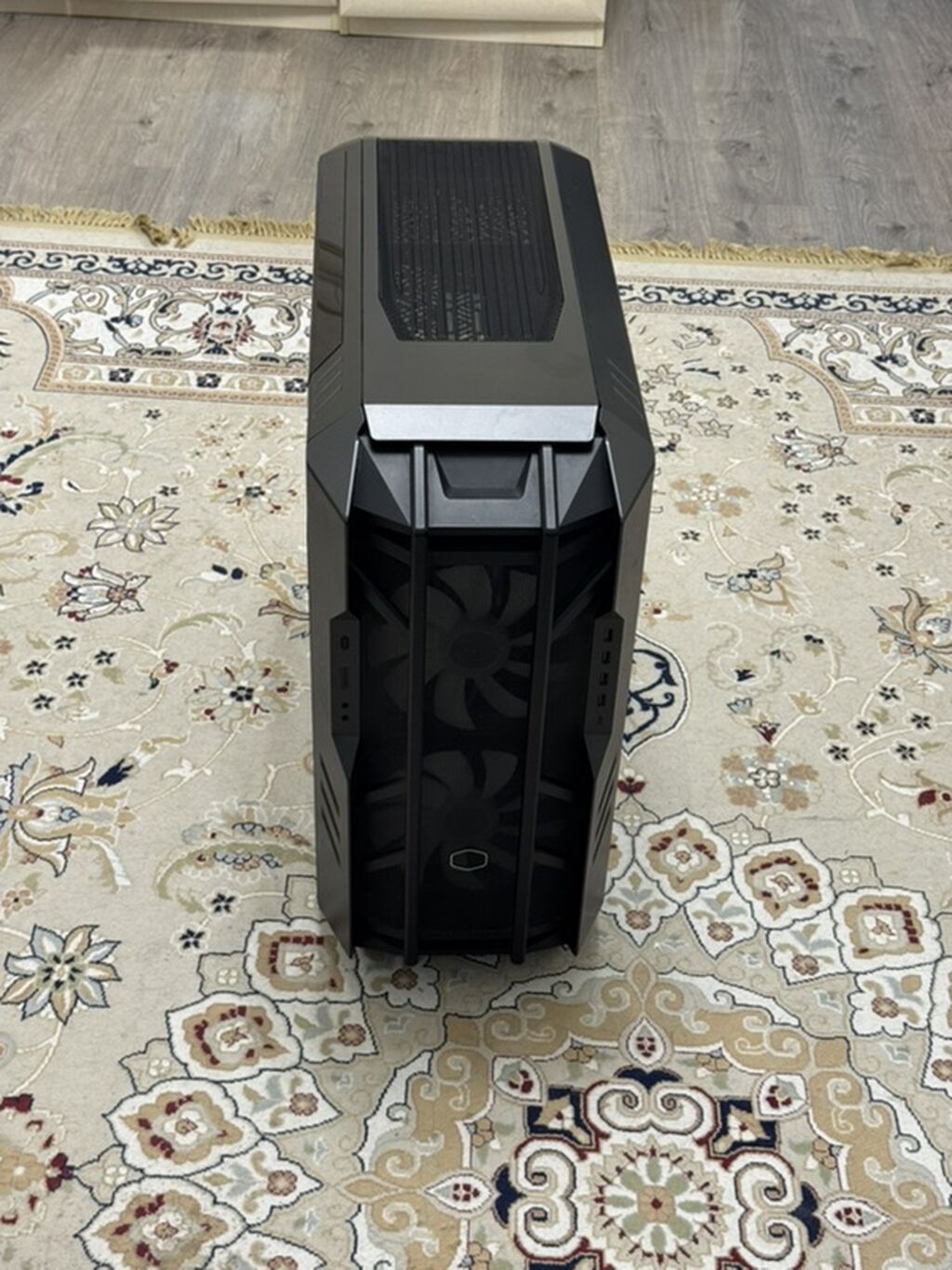 HAF 700 BERSERKER Корпус для ПК формата Full Tower/ATX с акцентом на: фото 2