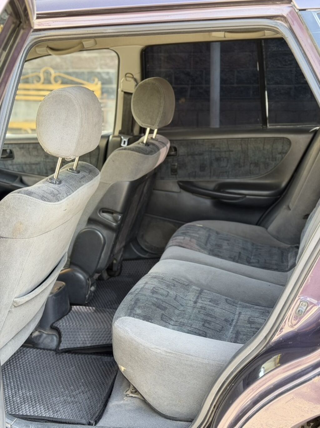Mazda 626: 1998 г., 2 л, Автомат, Бензин, Универсал: фото 5