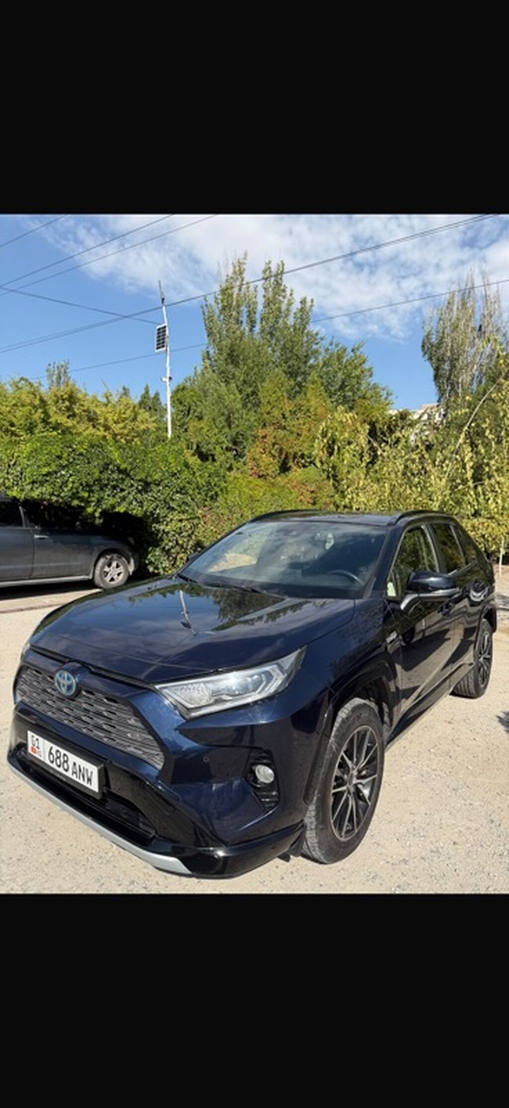 Toyota RAV4: 2022 г., Гибрид, Кроссовер: фото 4