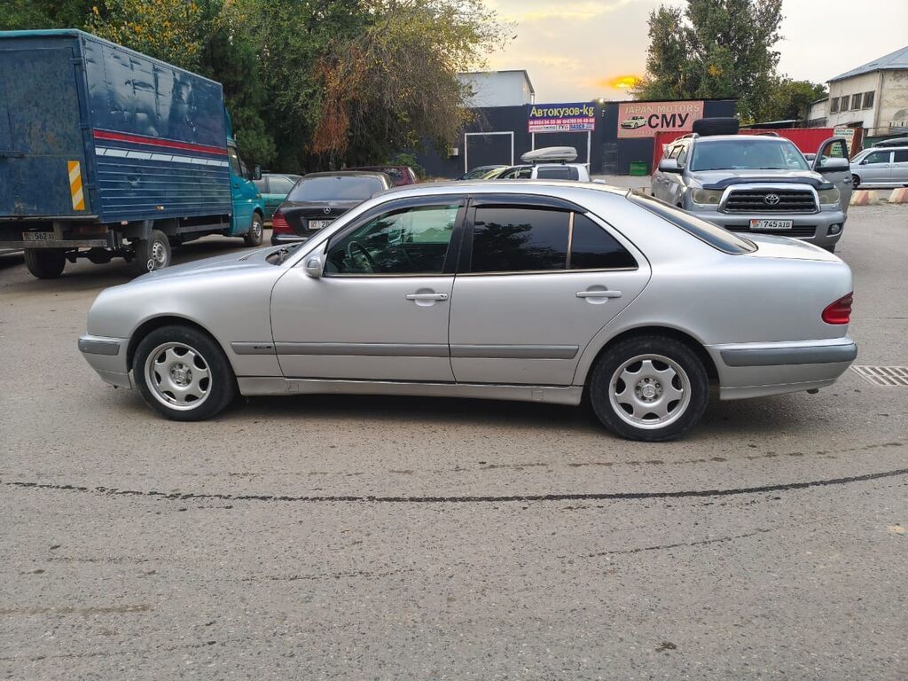 Mercedes-Benz E-Class: 2000 г., 3.2 л, Автомат, Дизель, Седан: фото 7