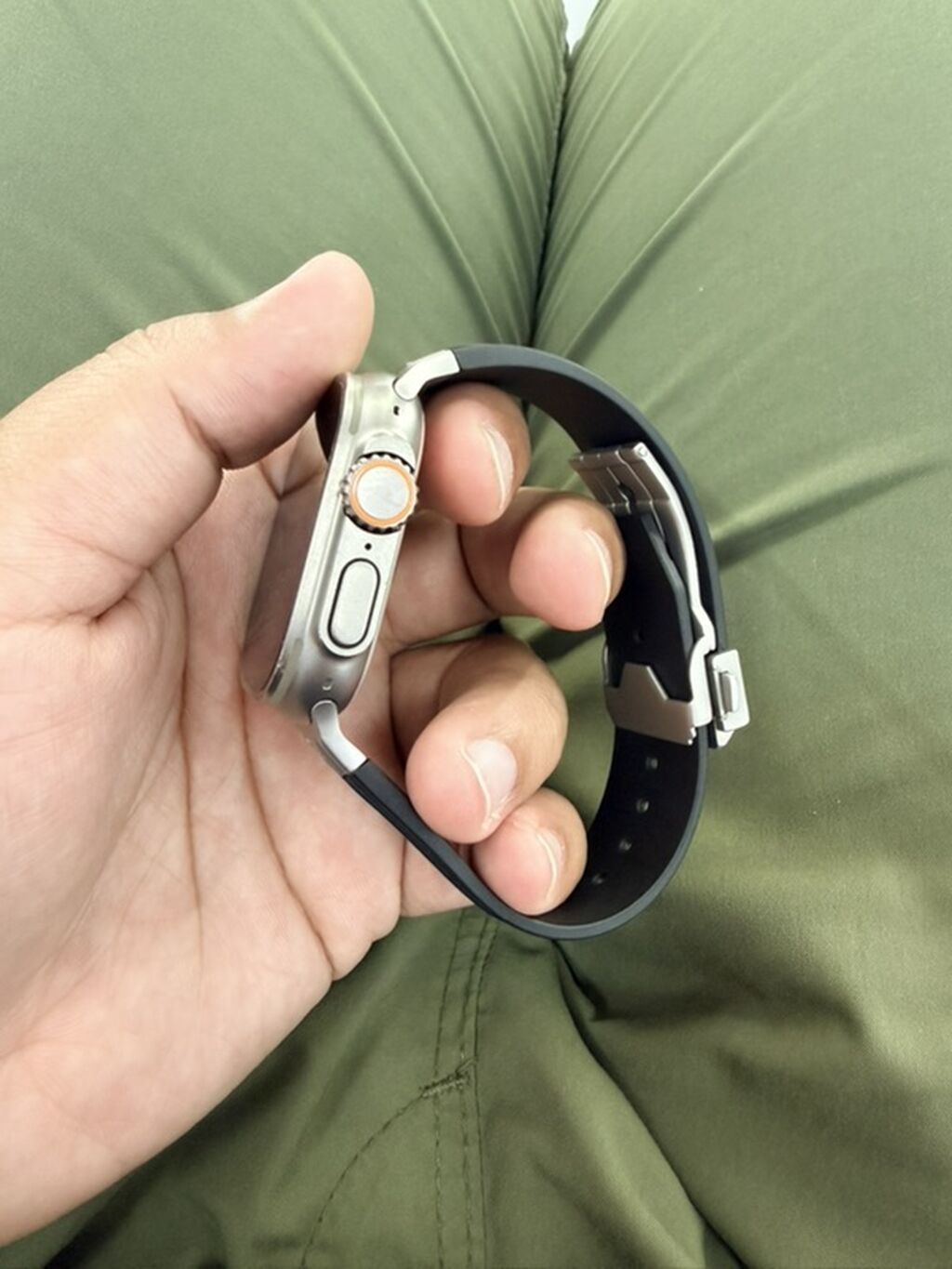 Apple Watch Ultra 1 49Mm!комплект сами часы и зарядка!обмена: фото 2