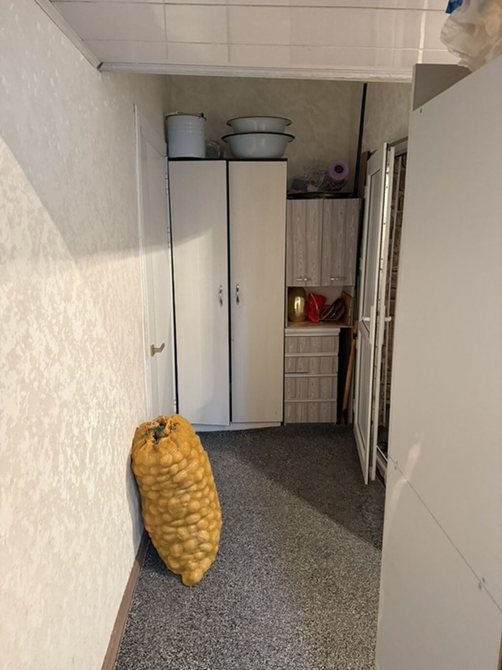1 комната, 46 м², 105 серия, 1 этаж, Свежий ремонт: фото 3