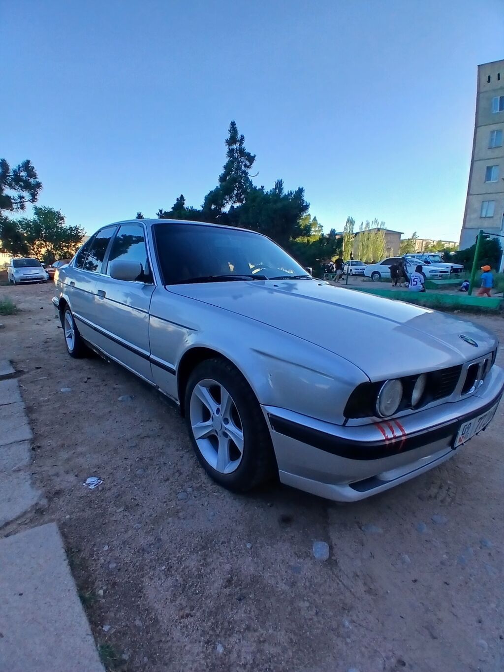BMW 5 series: 1993 г., 2 л, Механика, Бензин, Седан — фото 7