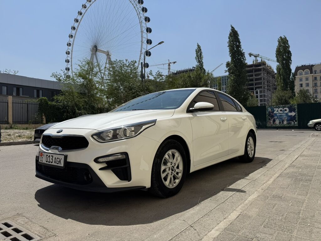 Kia K3: 2021 г., 1.6 л, Вариатор, Бензин, Седан: фото 1