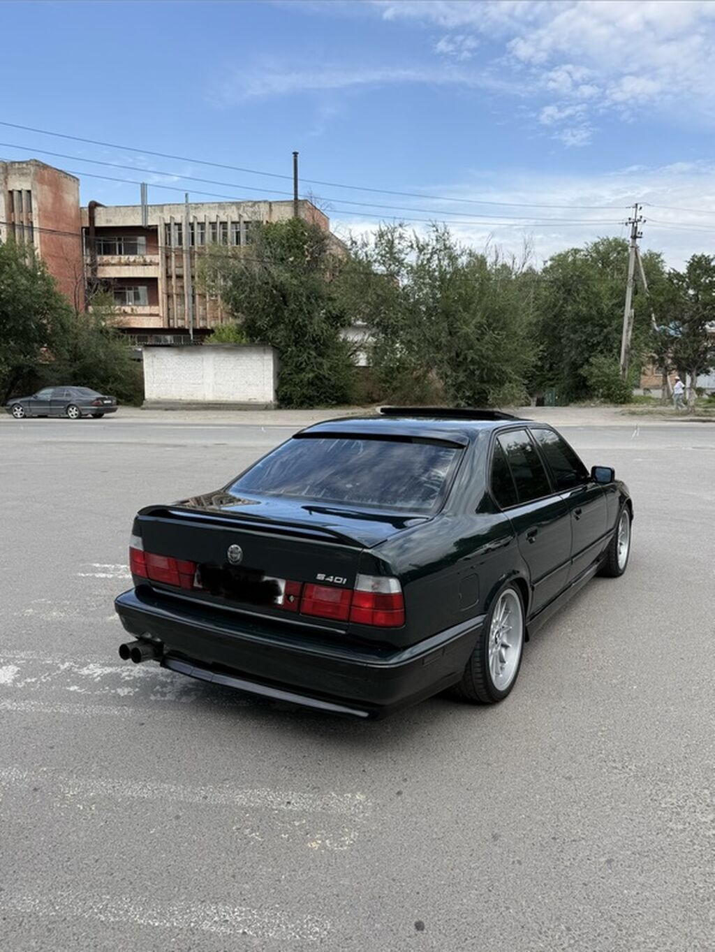 BMW 5 series: 1993 г., 4.4 л, Механика, Бензин, Седан: фото 1