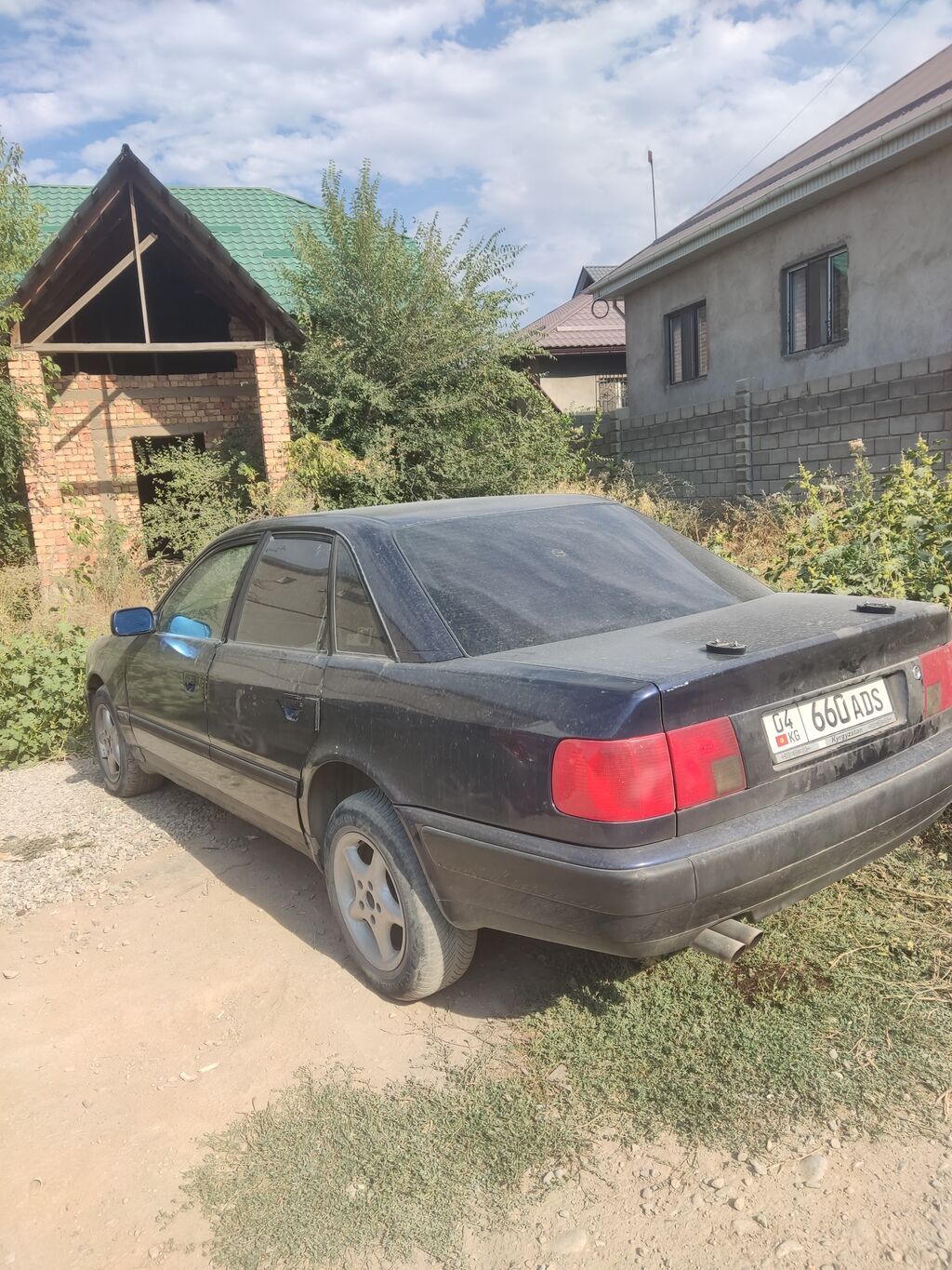 Audi 100: 1993 г., 2.6 л, Механика, Бензин, Седан: фото 4