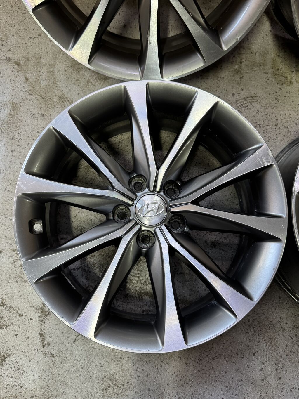 Литые Диски R 18 Hyundai, Комплект, отверстий - 5, Б/у: фото 5
