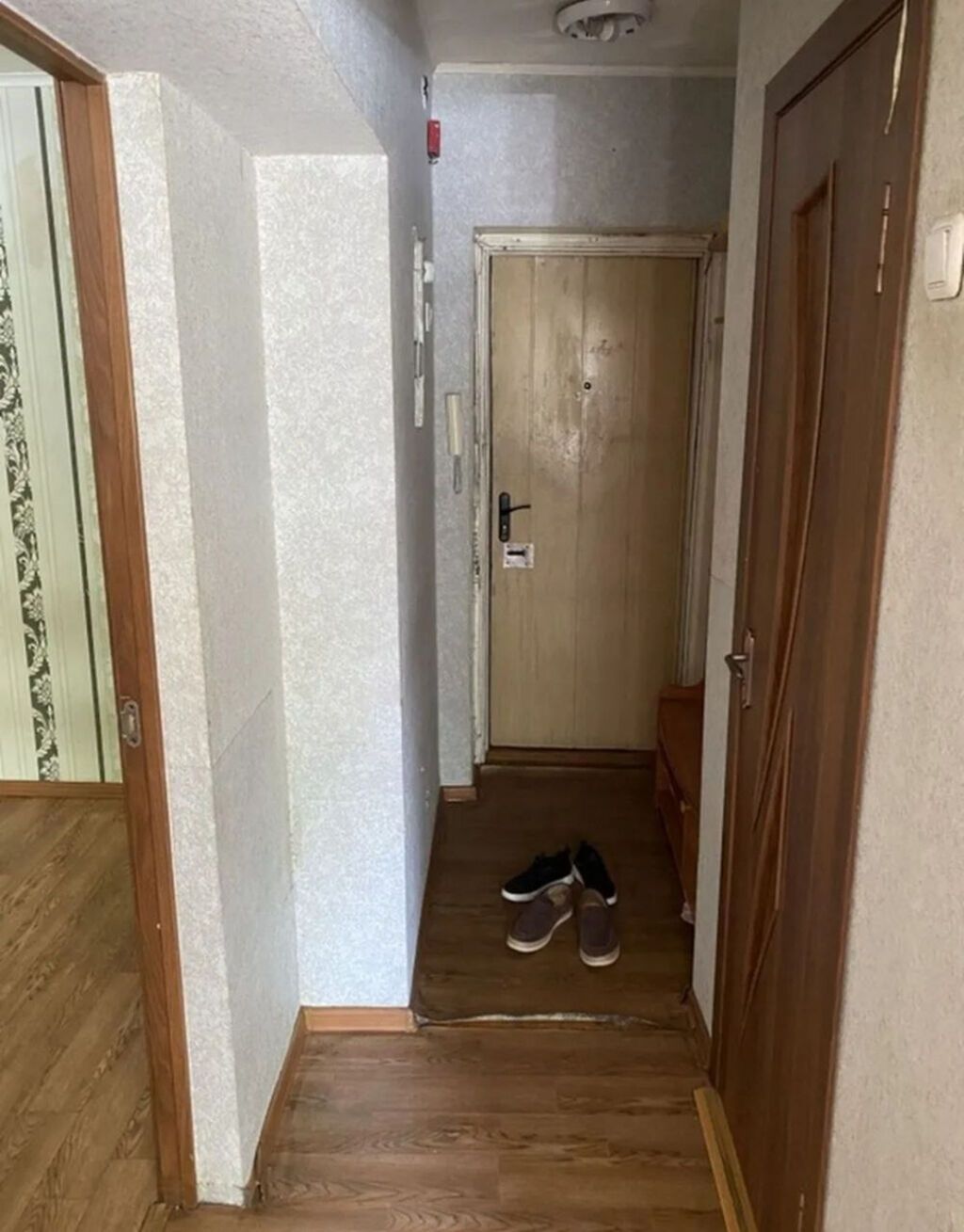 2 комнаты, 42 м², 9 мкр Хрущевка, 2 этаж, Косметический ремонт: фото 2