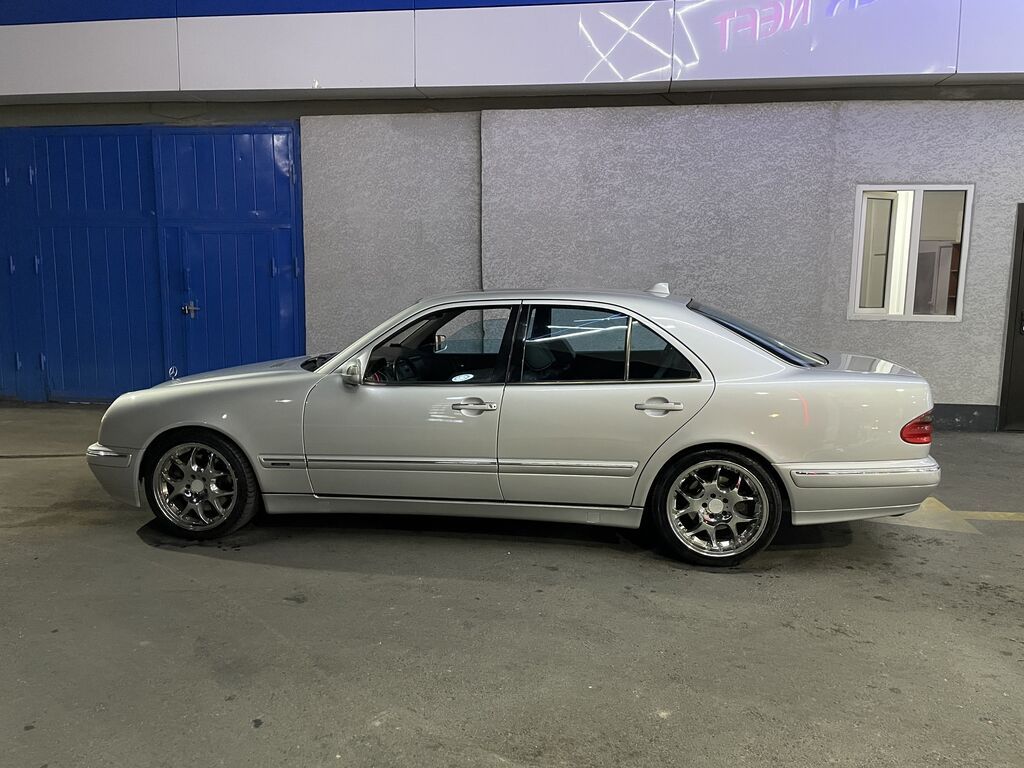 Mercedes-Benz E-Class: 1999 г., 4.3 л, Автомат, Бензин, Седан: фото 5