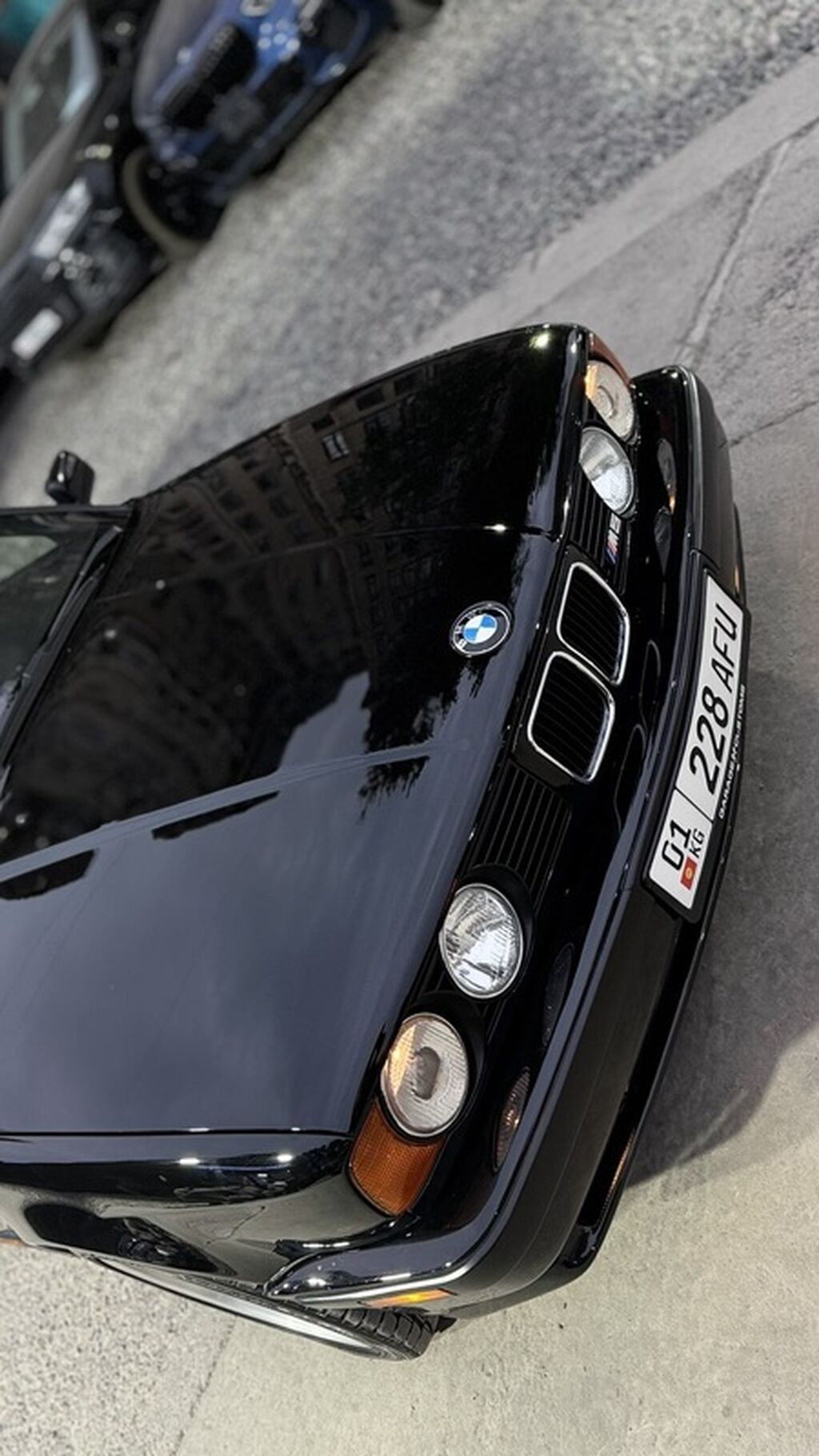 BMW M5: 1991 г., Механика, Бензин, Седан — фото 4