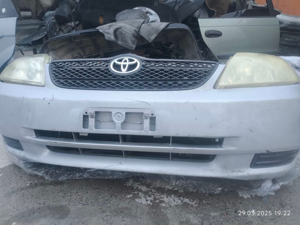 Бампер Toyota, Б/у, Оригинал: фото 2