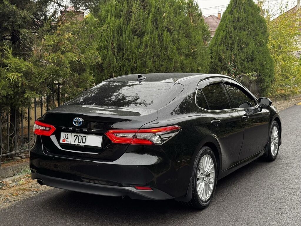 Toyota Camry: 2019 г., 2.5 л, Автомат, Бензин, Седан: фото 4